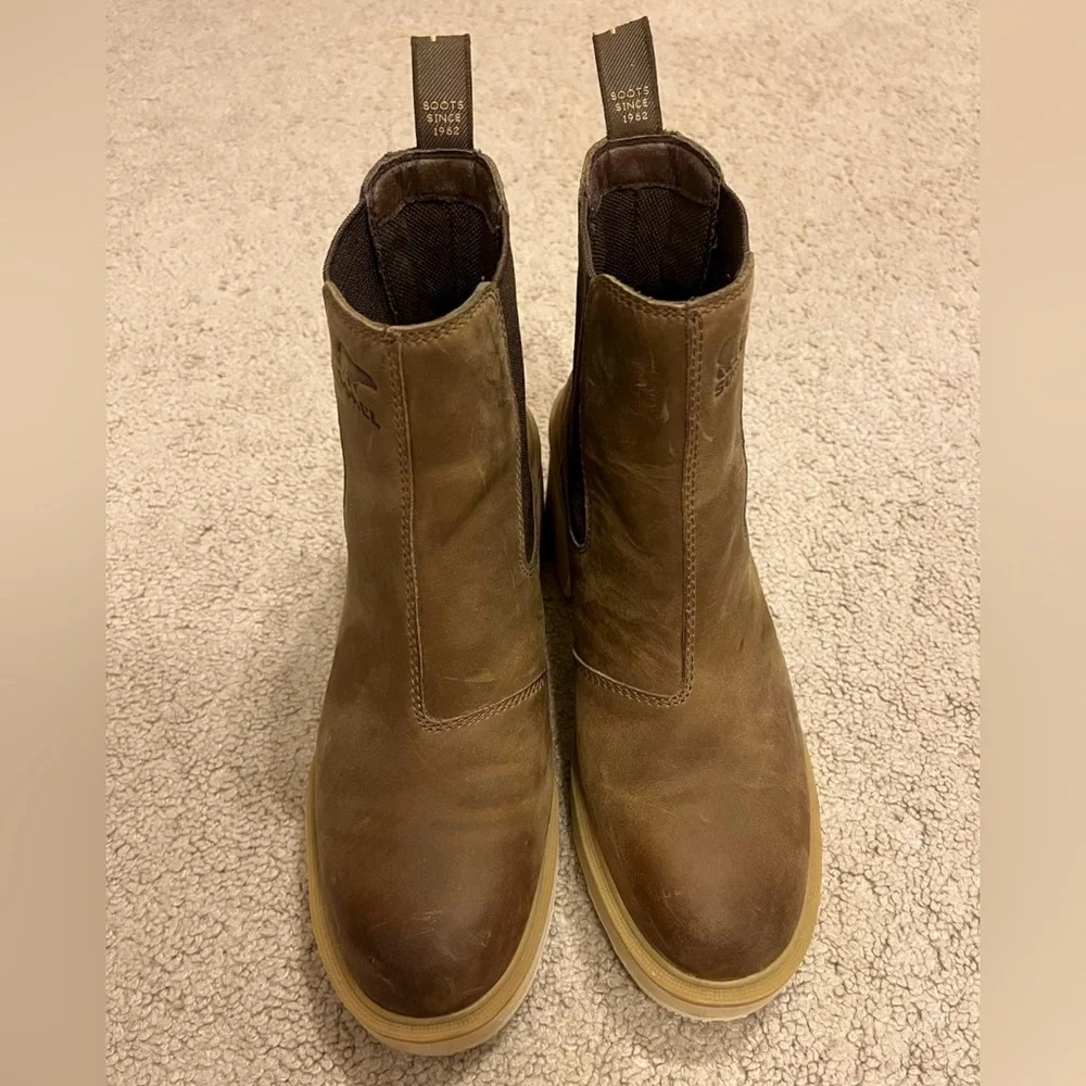 Sorel Hi-Line Heel Chelsea Boots - Picture 3 of 8